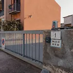 Giaria Holiday House